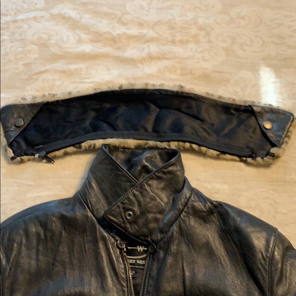Tannery West Jacket, Gloves and Hat - Picture 5 of 5